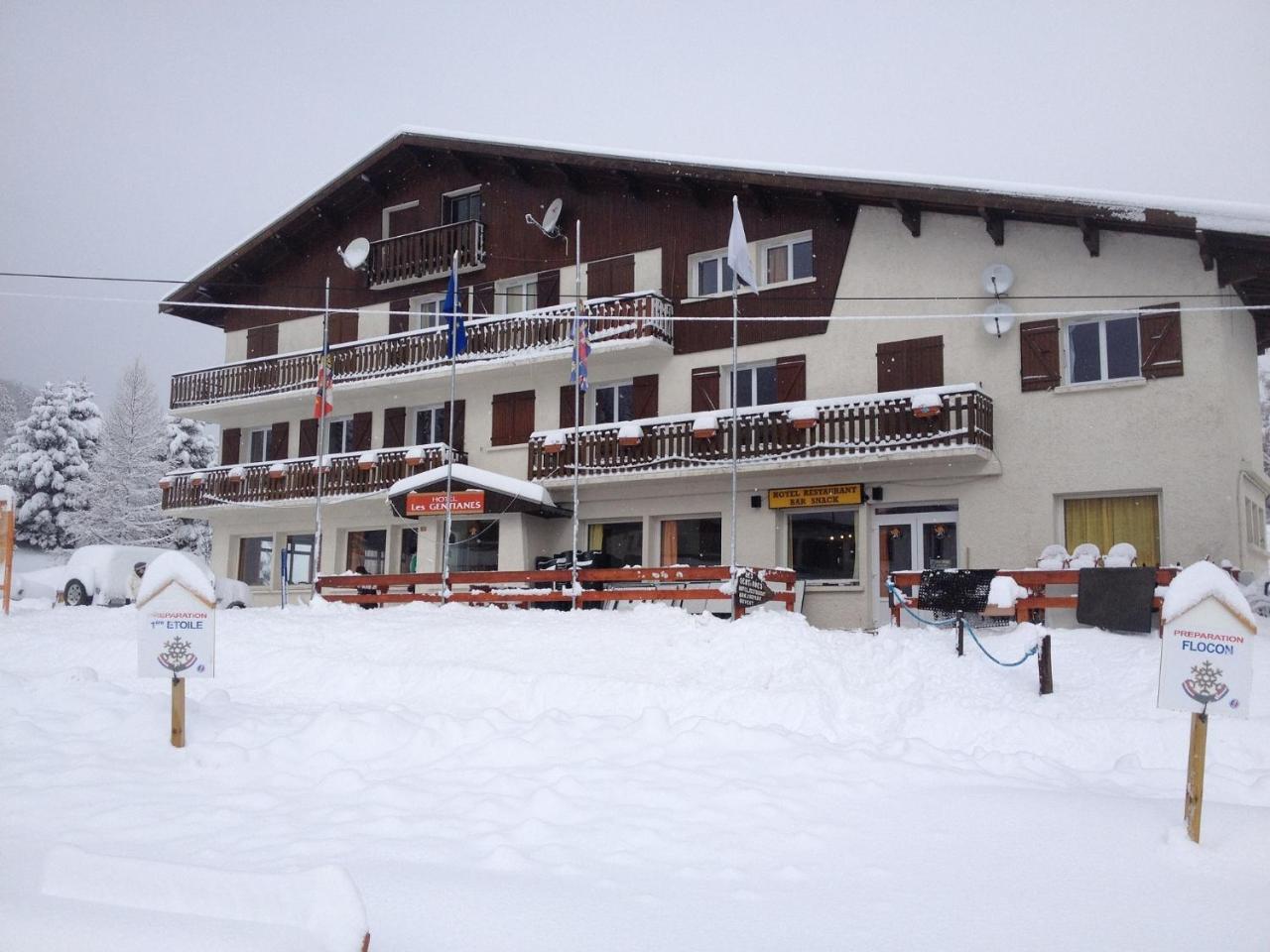 Hotel Les Gentianes La Morte Zewnętrze zdjęcie
